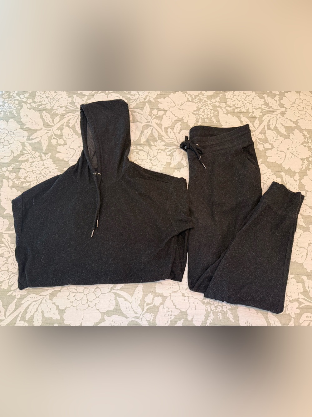 GAIAM Black Hooded Sweatshirt and Jogger Set